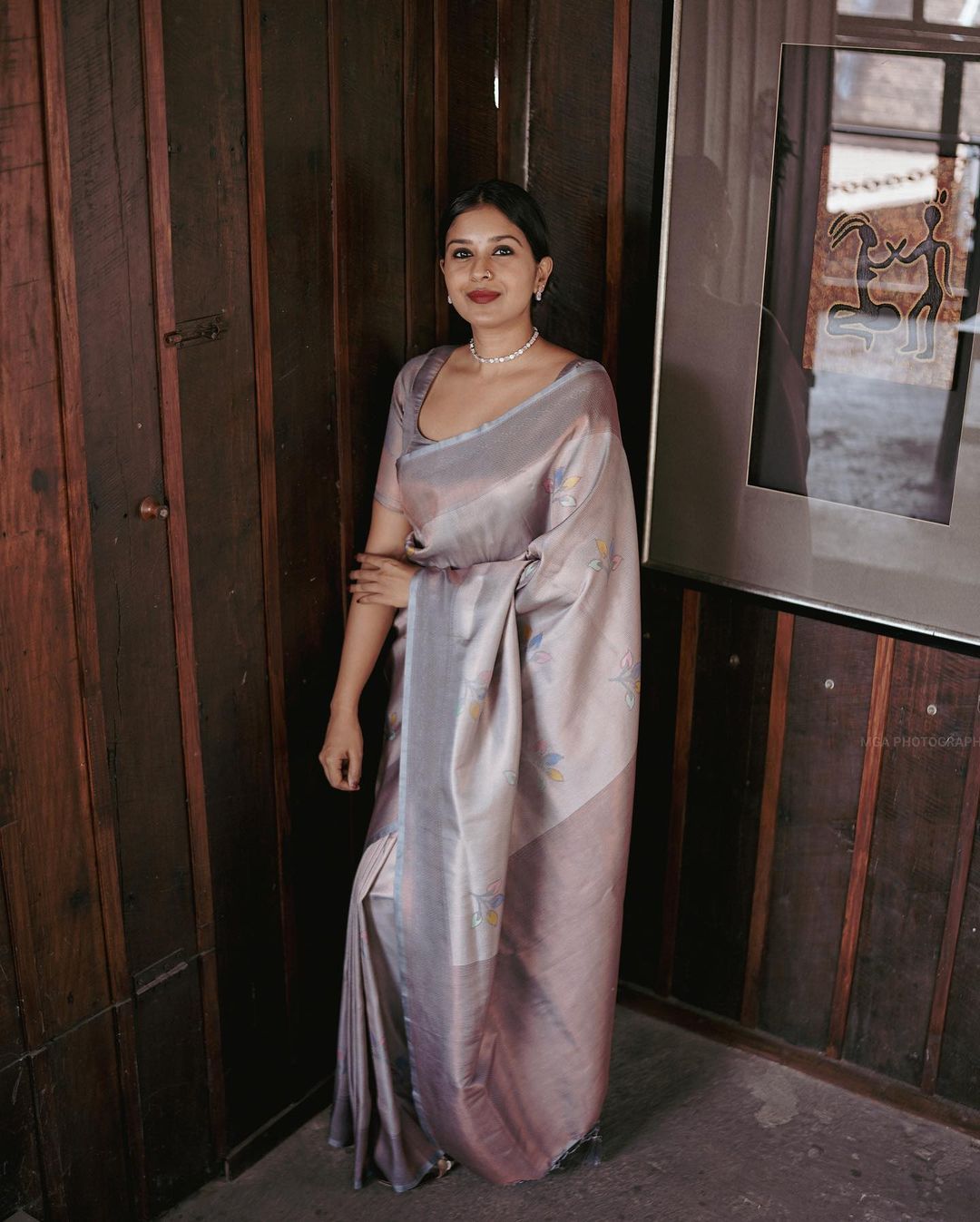 Handloom weave silk saree with ethnic buta design