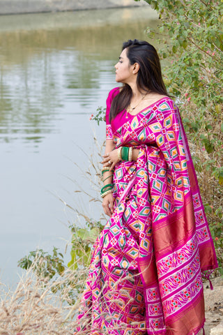 Graceful Kota Silk Saree with Light Weight Fabric